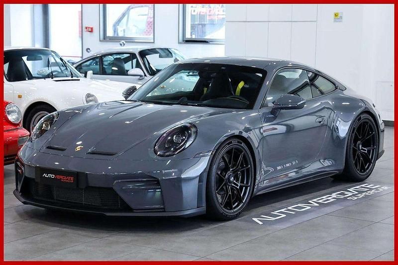 Grau Gebraucht 2025 Porsche 992 | 250.000 € - Bild 1/4