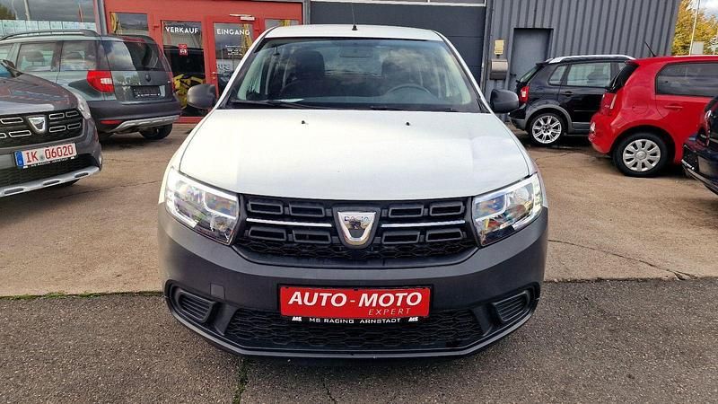 Gebraucht Dacia Sandero Acces 73 PS (53 kW) 2020 Weiß Kleinwagen