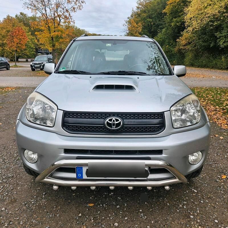 Silber Gebraucht 2005 Toyota RAV4 SUV | 4.999 € (Fairer Preis) - Bild 1/4