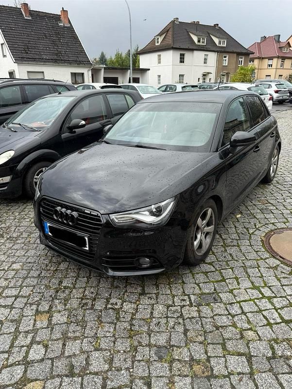 Schwarz Gebraucht 2014 Audi A1 Kleinwagen | 7.500 € (Guter Preis) - Bild 1/4