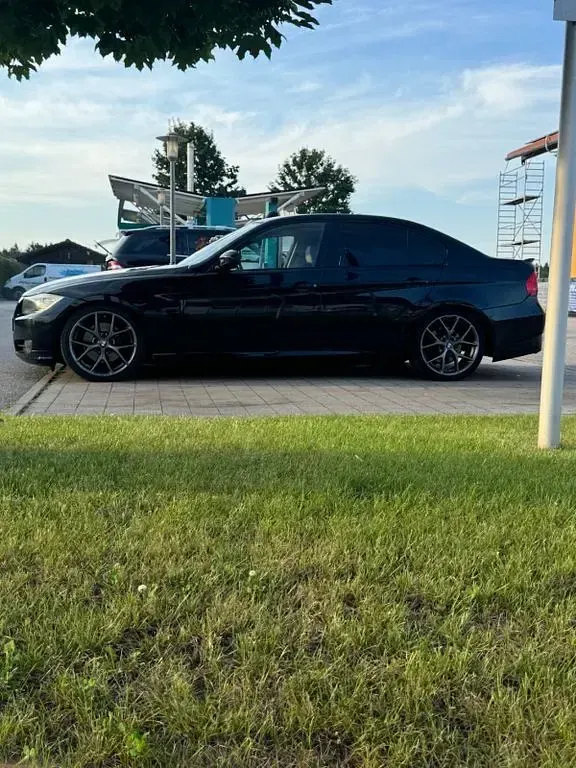 Używany BMW 325 Performance 218 KM (160 kW) 2009 Czarny Sedan/Limuzyna