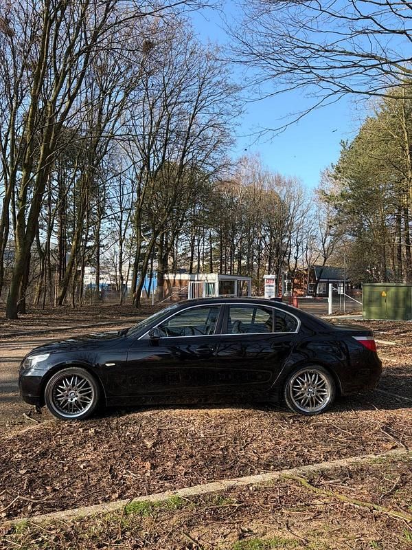 Gebraucht BMW 520 163 PS (119 kW) 2006 Schwarz Limousine