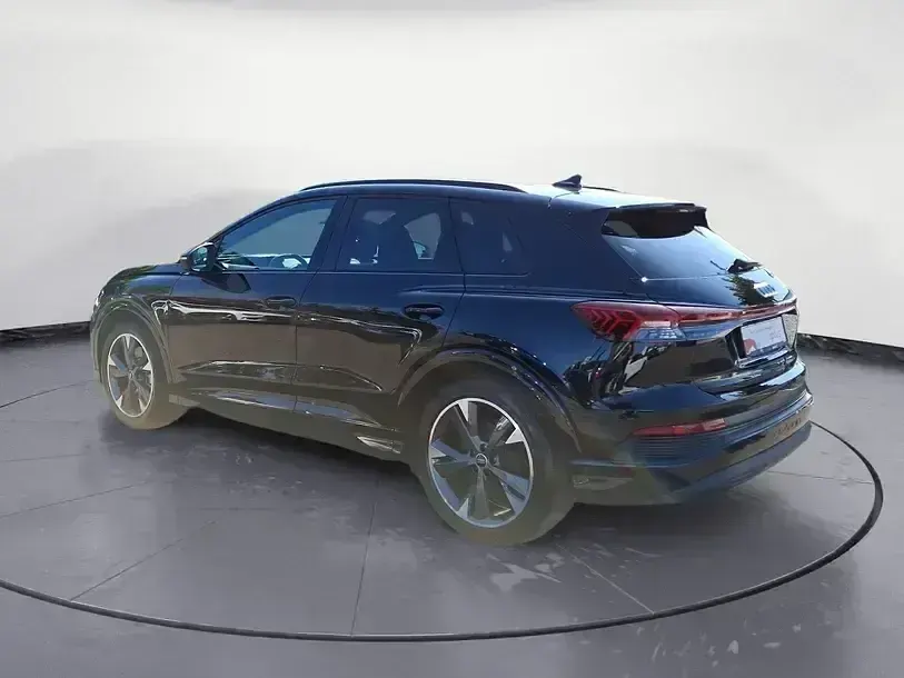 Gebraucht Audi Q4 e-tron S-Line 150 kW (204 PS) 2023 Schwarz SUV