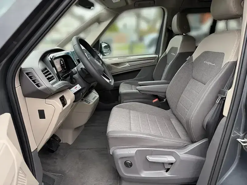Gebraucht VW California California 150 PS (110 kW) 2025 Grau Van