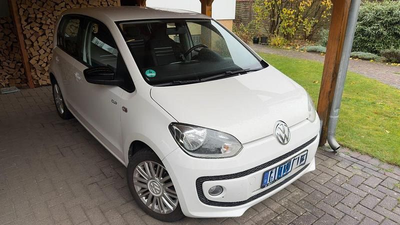 Weiß Gebraucht 2013 VW up! Cup Kleinwagen | 5.400 € (Guter Preis) - Bild 1/4
