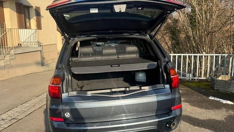 Second-hand BMW X5 245 CP (180 kW) 2012 Gri SUV