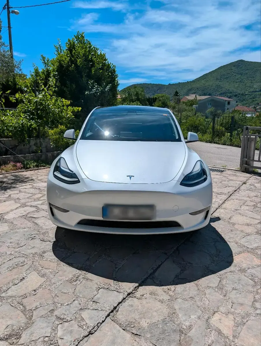 Gebraucht Tesla Model Y 378 kW (514 PS) 2023 Weiß SUV