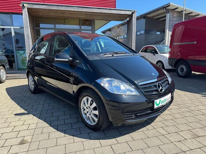 Gebraucht Mercedes A160 82 PS (60 kW) 2010 Schwarz Limousine