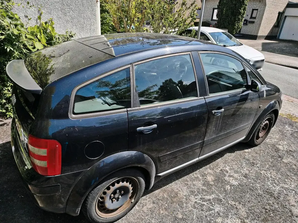 Gebraucht Audi A2 75 PS (55 kW) 2001 Schwarz Kleinwagen