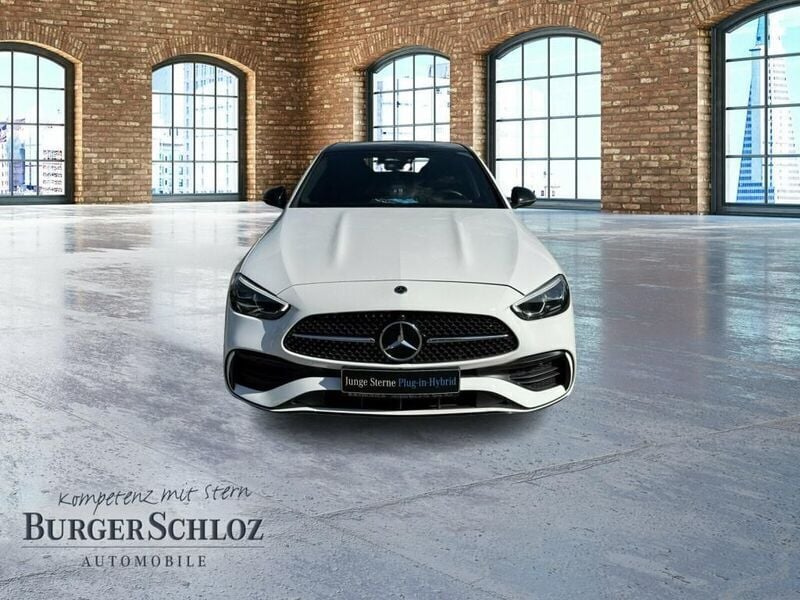 Gebraucht Mercedes C400 Night 381 PS (280 kW) 2024 Unilack polarweiß Limousine