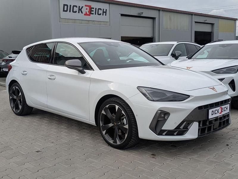 Nevada weiss Gebraucht 2025 Cupra Leon Limousine | 27.950 € (Superpreis) - Bild 1/4