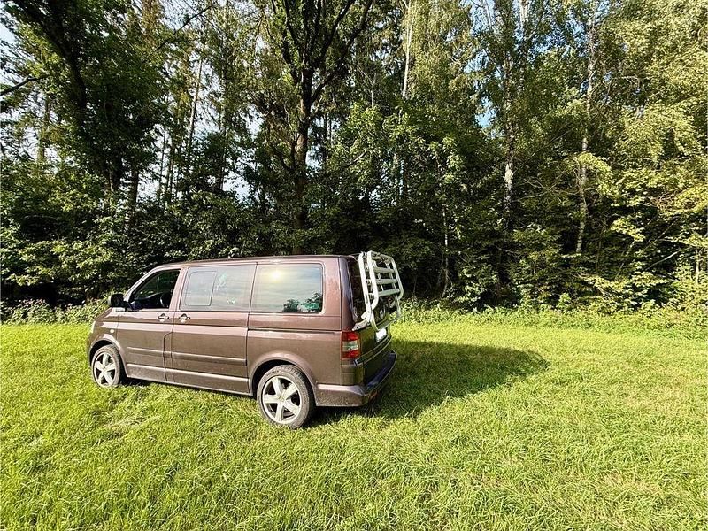 Gebraucht VW T5 Edition 131 PS (96 kW) 2006 Braun Van
