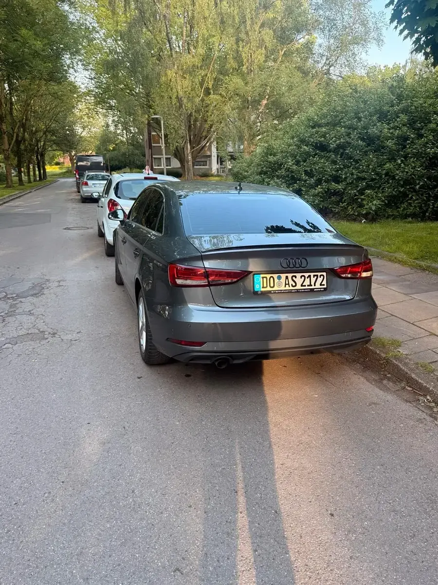 Używany Audi A3 116 KM (85 kW) 2017 Szary Sedan/Limuzyna