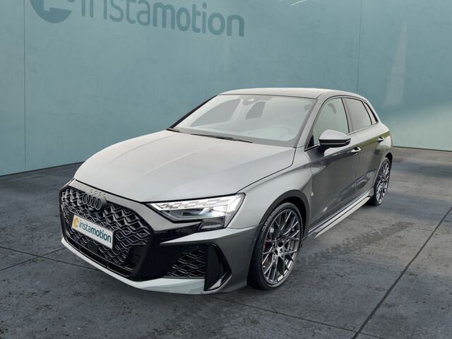 Grau Gebraucht 2025 Audi RS3 Sportback Sport Kleinwagen | 71.170 € (Fairer Preis) - Bild 1/2