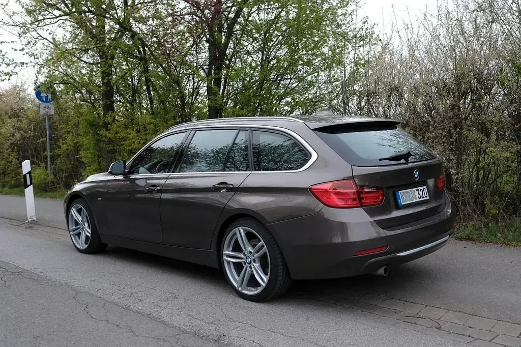 Usata BMW 320 184 CV (135 kW) 2014 Marrone Station wagon