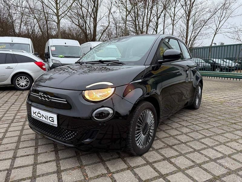 Gebraucht Fiat 500e 86 kW (118 PS) 2023 Schwarz Limousine