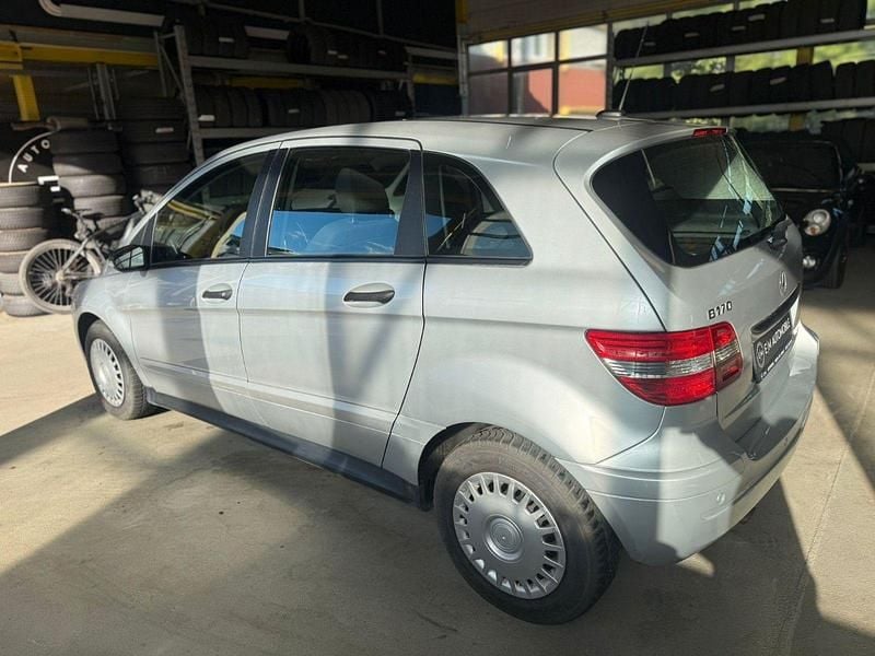 Gebraucht Mercedes B170 116 PS (85 kW) 2008 Silber Van / Kleinbus