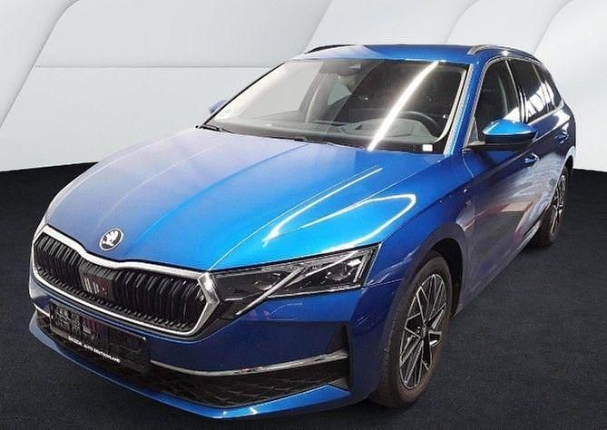 Blau Gebraucht 2025 Skoda Octavia Tour Kombi | 34.890 € (Fairer Preis) - Bild 1/3