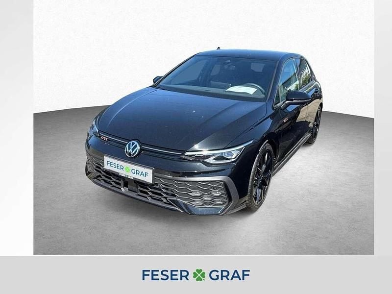 Grenadillschwarz metallic Gebraucht 2024 VW Golf VIII GTI Limousine | 35.990 € (Guter Preis) - Bild 1/4