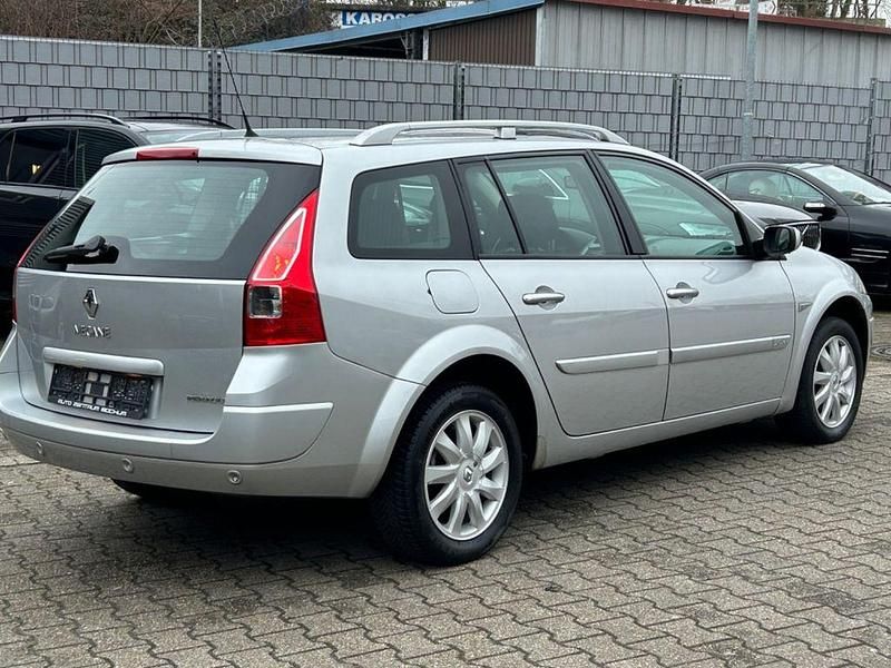 Gebraucht Renault Mégane II Dynamique 135 PS (99 kW) 2006 Grau Limousine