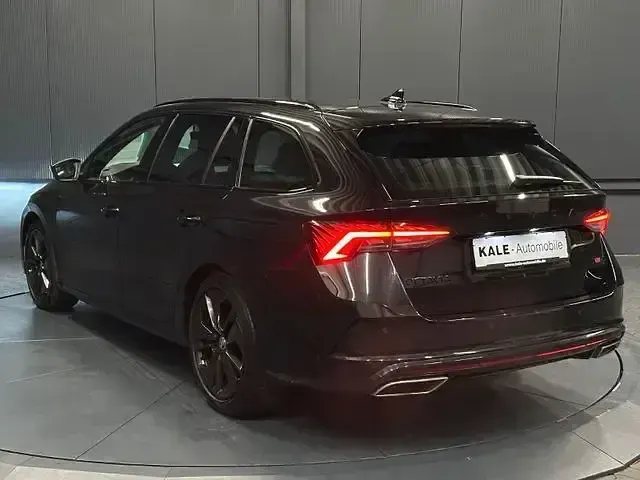 Gebraucht Skoda Octavia Business Line 200 PS (147 kW) 2023 Blackmagic perleffekt Kombi