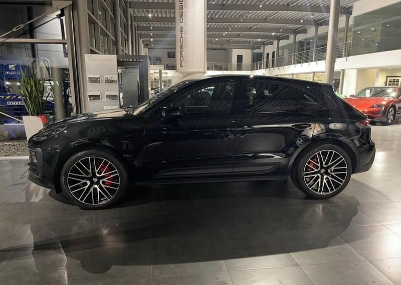 Schwarz Gebraucht 2021 Porsche Macan S SUV | 69.500 € - Bild 1/4