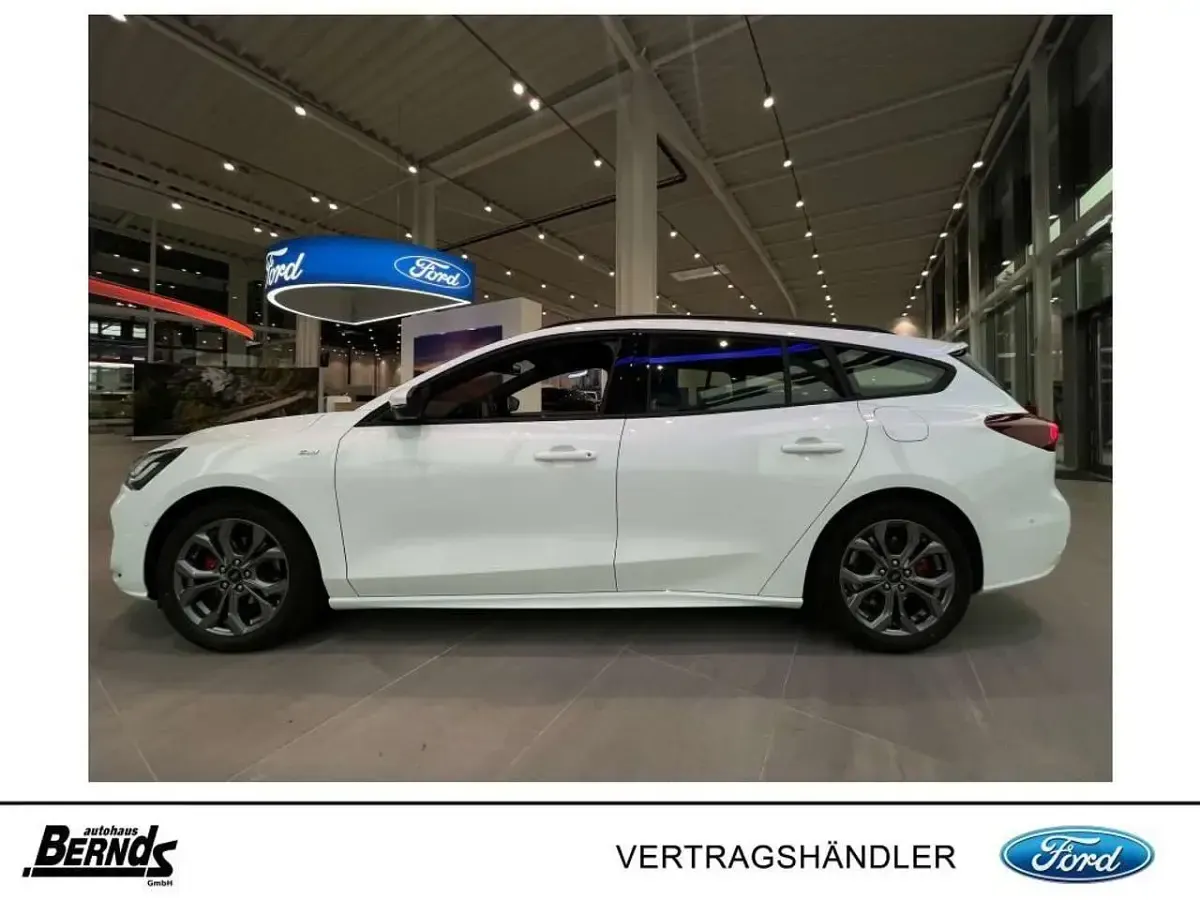 Nuevo Ford Focus ST-Line 125 CV (91 kW) 2026 Blanco Familiar
