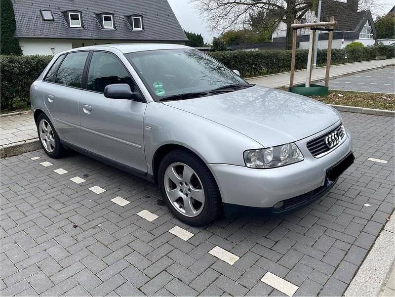 Gebraucht Audi A3 125 PS (91 kW) 2003 Silber Kleinwagen
