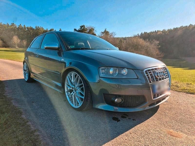 Usata Audi S3 Performance 265 CV (194 kW) 2007 Grigio Utilitaria