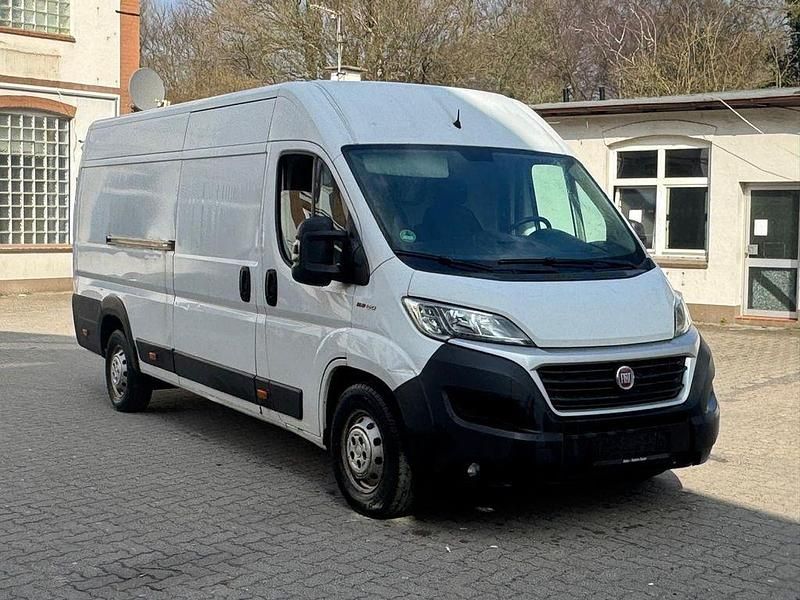 Gebraucht Fiat 130 131 PS (96 kW) 2019 Weiß Limousine