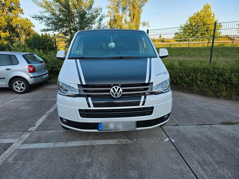 Weiß Gebraucht 2013 VW T5 Edition Van | 21.000 € (Teuer) - Bild 1/4