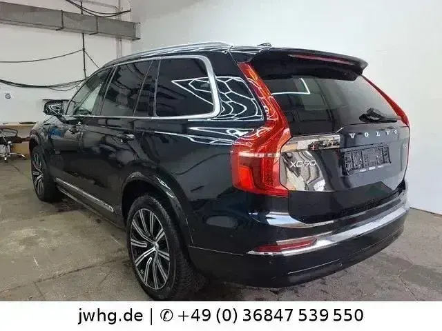 Gebraucht Volvo XC90 Plus 235 PS (172 kW) 2024 Onyx black (metallic) SUV