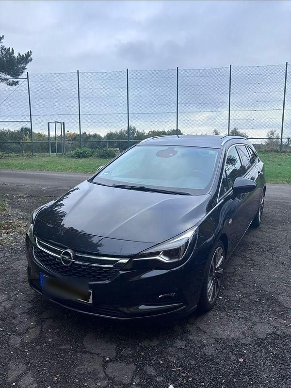 Schwarz Gebraucht 2016 Opel Astra Innovation Kombi | 9.500 € (Fairer Preis) - Bild 1/4
