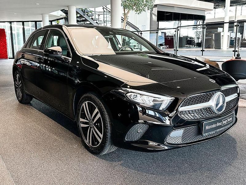 Gebraucht Mercedes A250 Progressive 218 PS (160 kW) 2021 Schwarz Limousine