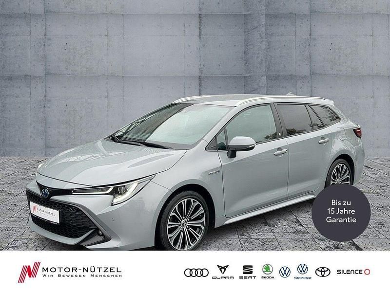 Cement grey Gebraucht 2022 Toyota Corolla Team Kombi | 24.930 € (Guter Preis) - Bild 1/4