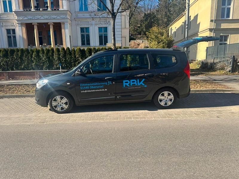 Gebraucht Dacia Lodgy Comfort 102 PS (75 kW) 2019 Blau Van / Kleinbus