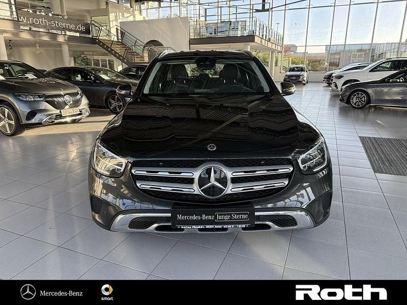 Gebraucht Mercedes GLC220 194 PS (142 kW) 2022 Grau SUV