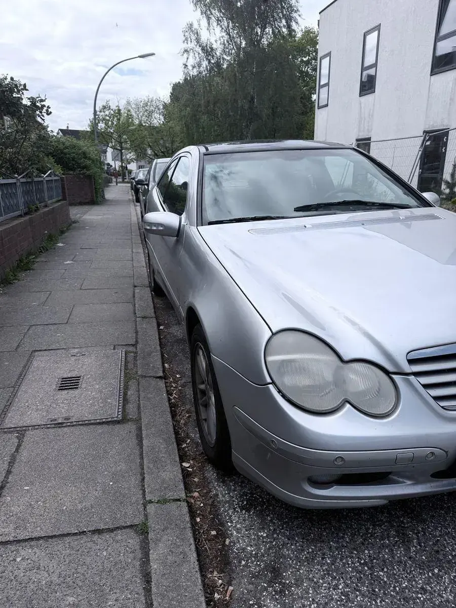 Gebraucht Mercedes 200 163 PS (119 kW) 2001 Silber Coupé