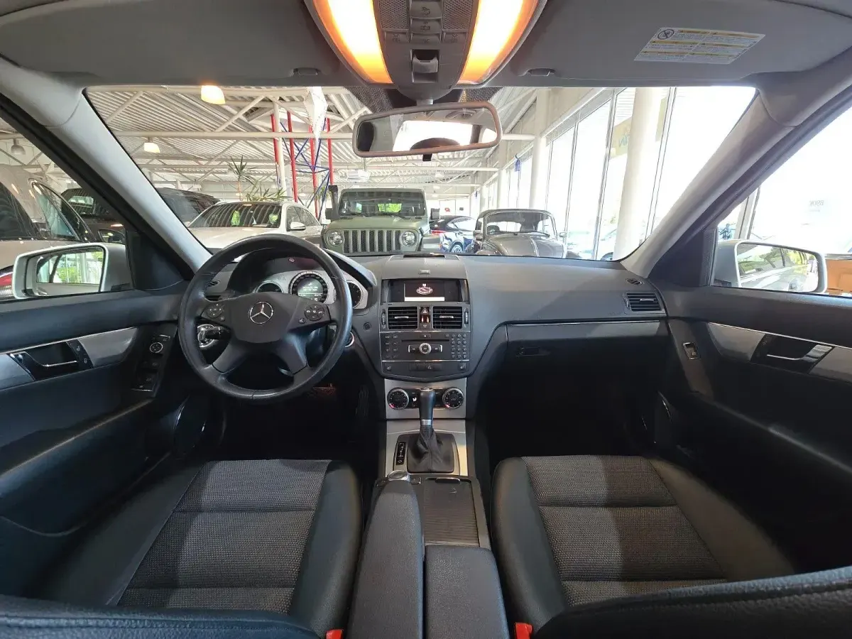 Gebraucht Mercedes C180 Avantgarde 156 PS (114 kW) 2008 Silber Limousine
