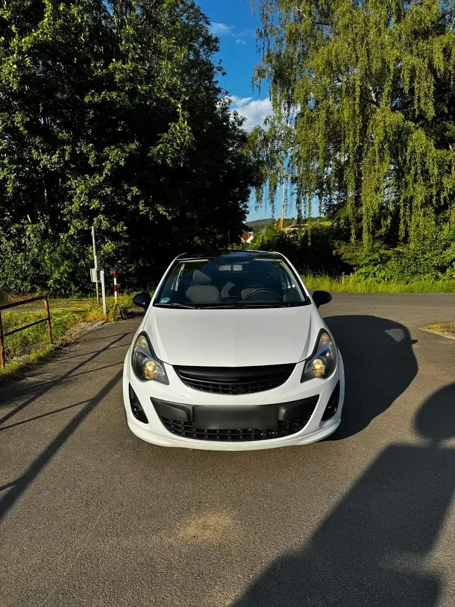 Gebraucht Opel Corsa OPC 95 PS (69 kW) 2010 Weiß Kleinwagen