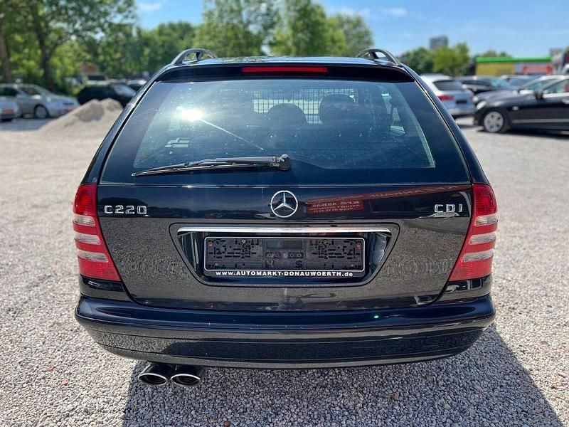 Gebraucht Mercedes C220 150 PS (110 kW) 2006 Schwarz Kombi