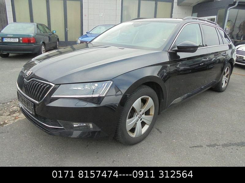 Schwarz Gebraucht 2018 Skoda Superb Ambition Kombi | 14.900 € (Guter Preis) - Bild 1/4