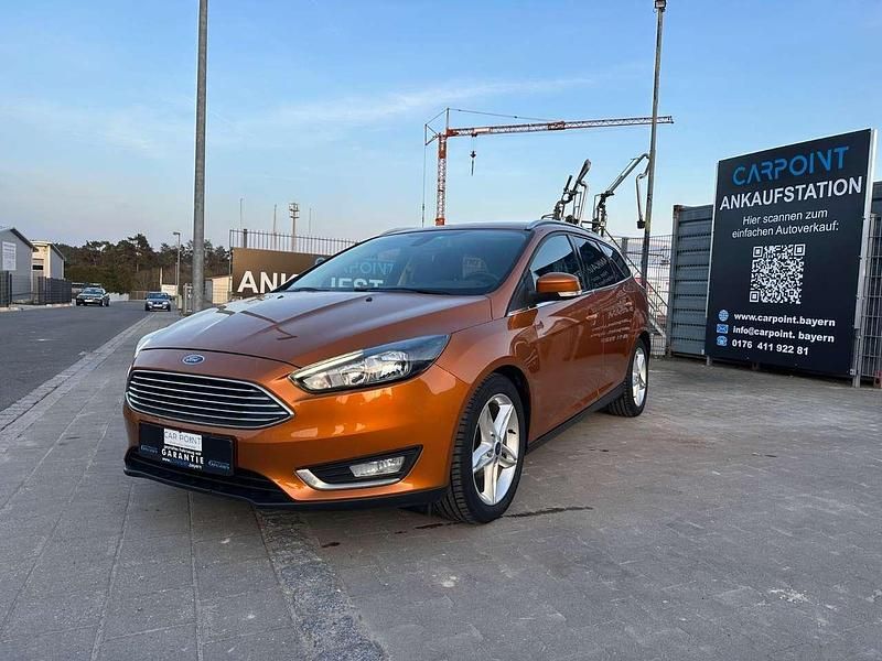 Gebraucht Ford Focus Titanium 120 PS (88 kW) 2017 Orange Kombi