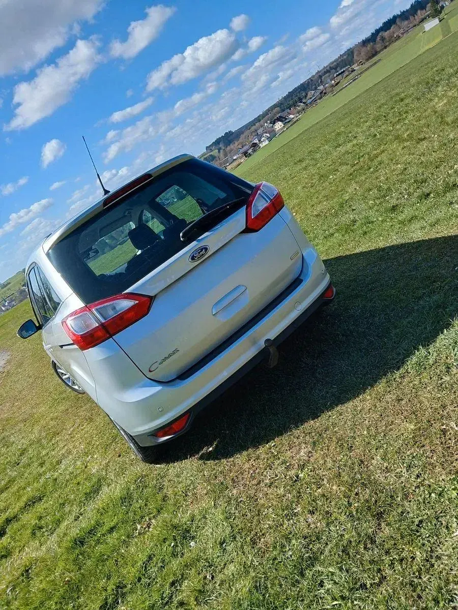 Gebraucht Ford Grand C-Max Titanium 150 PS (110 kW) 2018 Silber Van / Kleinbus