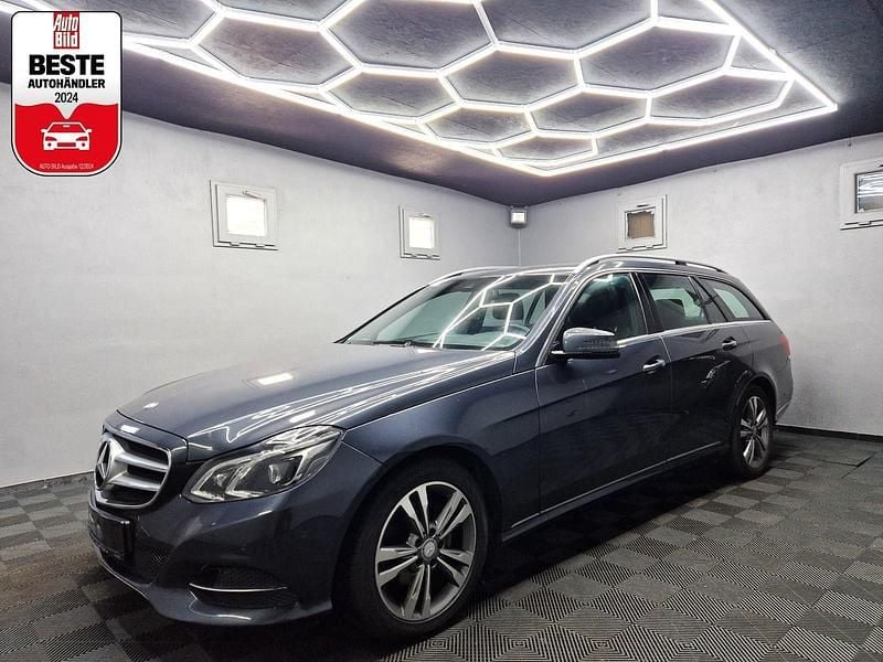 Gebraucht Mercedes E220 Avantgarde 170 PS (125 kW) 2013 Grau Kombi