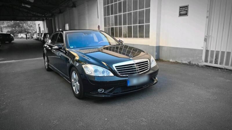 Schwarz Gebraucht 2007 Mercedes S500L Limousine | 8.900 € (Fairer Preis) - Bild 1/4