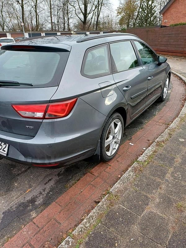 Gebraucht Seat Leon ST 81 PS (59 kW) 2015 Grau Kombi