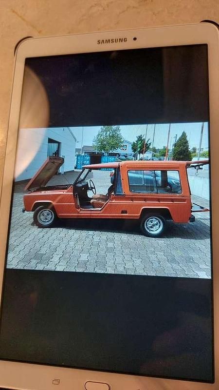 Rot Gebraucht 1977 Renault R6 Limousine | 7.990 € - Bild 1/4