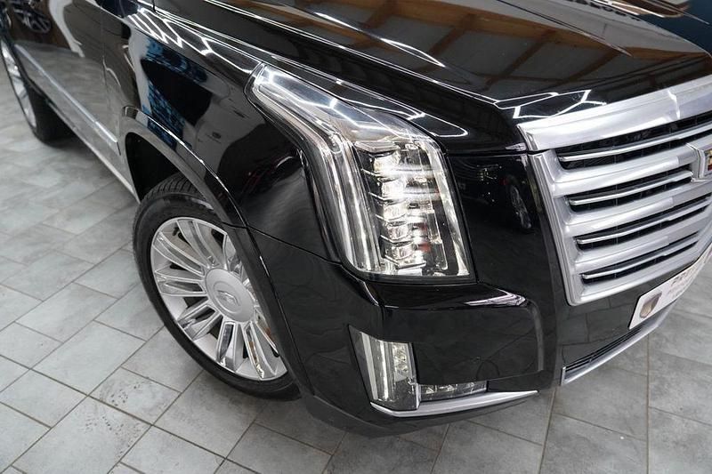 Second-hand Cadillac Escalade 426 CP (313 kW) 2016 Negru SUV