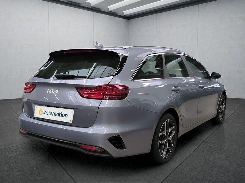 Second-hand Kia Ceed 2024 Argintiu Hatchback